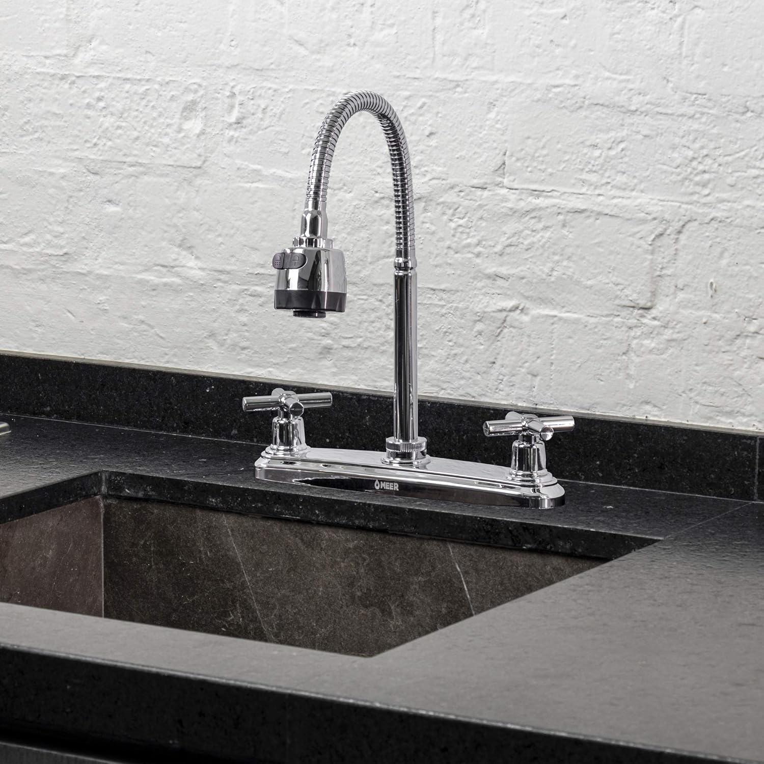 Mezcladora Flexible Cromada para Fregadero de Cocina, con Aireador, Fabricada en Acero Inoxidable, Latón y ABS 2